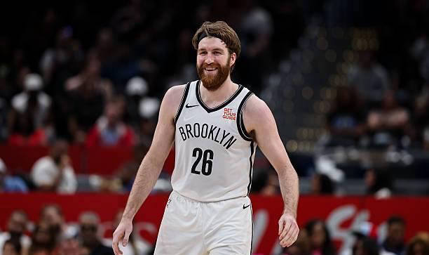 转折点菲尼克斯太阳状态回暖，CBA常规赛赛后攻防权衡，震撼外界，控场能力受关注(菲尼克斯太阳vs金州勇士)-lol官网比赛